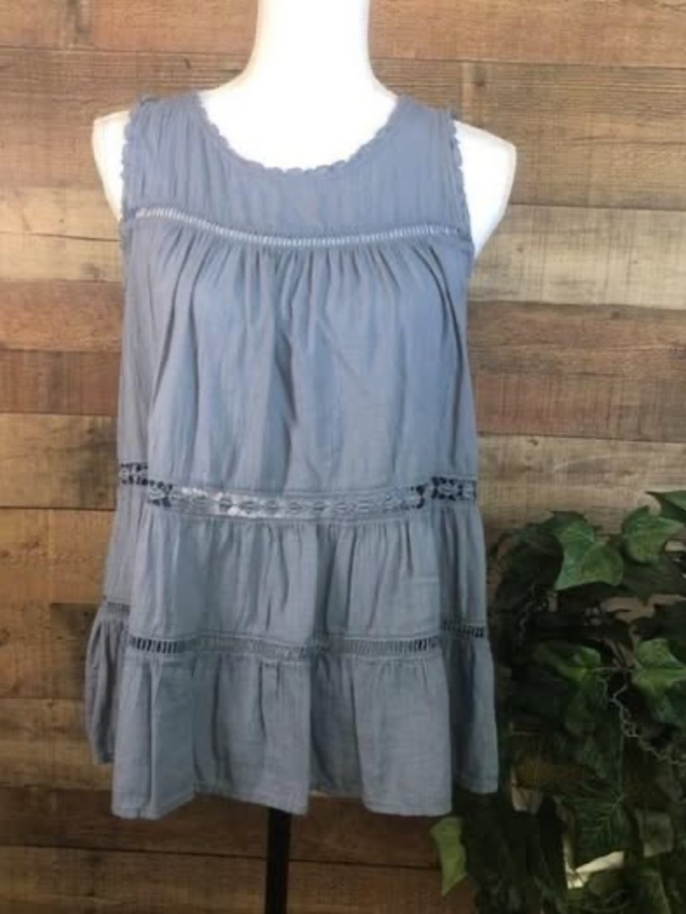 Women’s Size Small Loft Blue Sleeveless Blouse